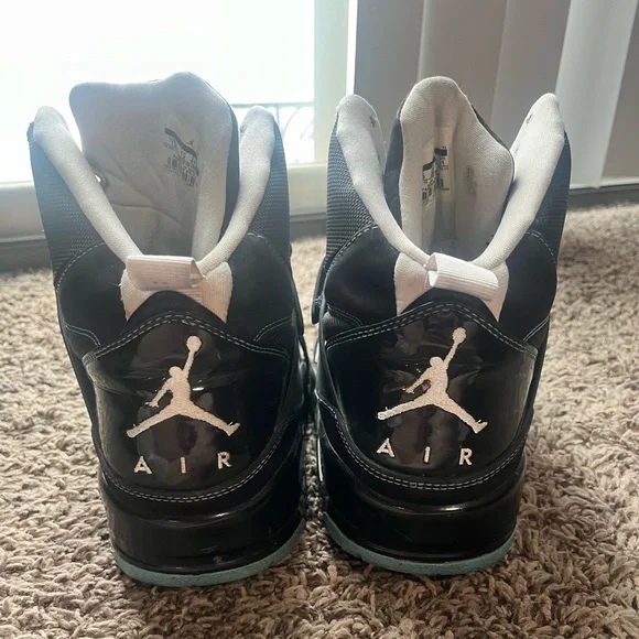 Men’s Flight Air Jordans size 13 - Picture 5 of 6